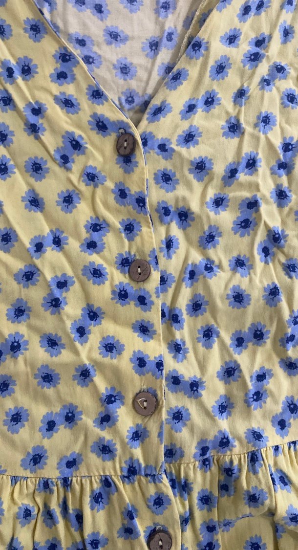 Sarı çiçekli elbise - Görsel 3