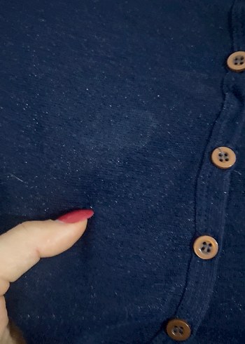 Düğmeli Beyaz Mini Crop Top - Görsel 3