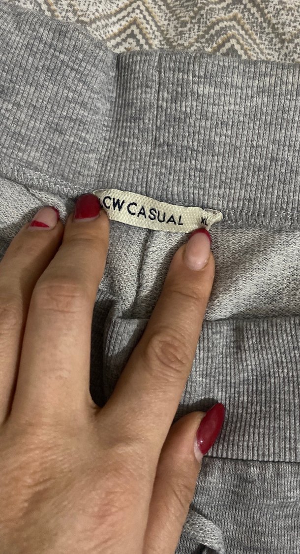 Gri Kadın Pamuklu Rahat Kesim Eşofman - Görsel 3