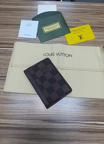 Louis vuitton erkek kartlik