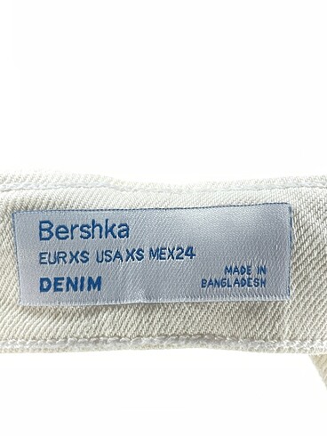 xs Beden çeşitli Renk Bershka Mini Üst %70 İndirimli.