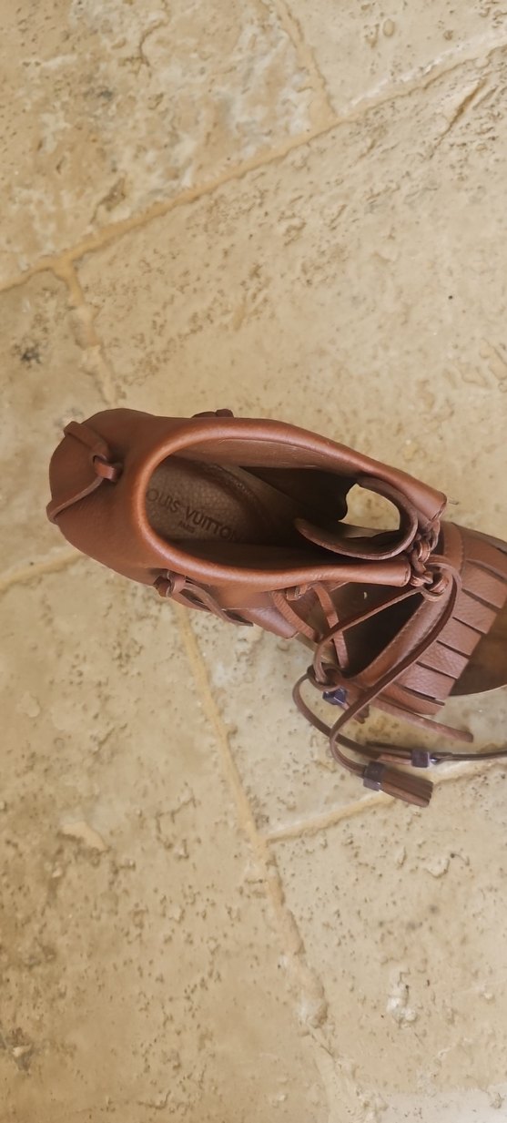 Bohem Tarzı Kahverengi Deri Platform Topuklu Sandalet - Görsel 4