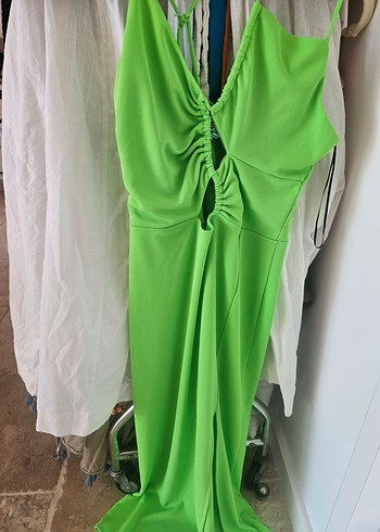 Yeşil Drapeli Uzun Askılı Parti Elbisesi - Görsel 7