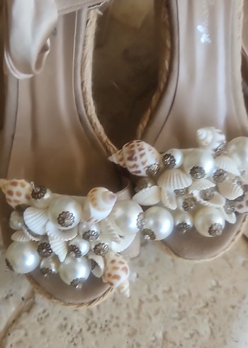 midyeli incili saten kumaşlı bilekten başlamalı ayakkabı - Görsel 6