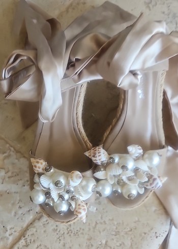 midyeli incili saten kumaşlı bilekten başlamalı ayakkabı - Görsel 8