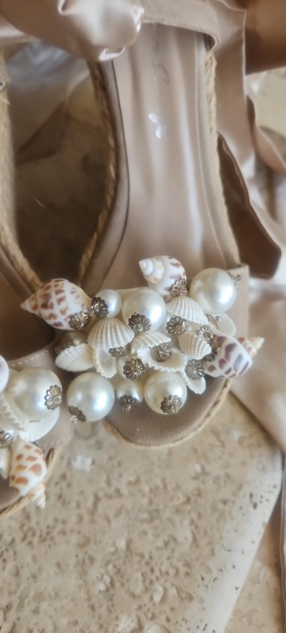 midyeli incili saten kumaşlı bilekten başlamalı ayakkabı - Görsel 5