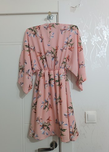 Pembe Çiçek Desenli kısa  Kadın Elbise - Görsel 2