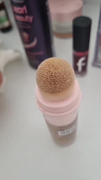 Beden Maybelline New York Instant Perfector Glow 4 Etki 1 Arada Fondöt