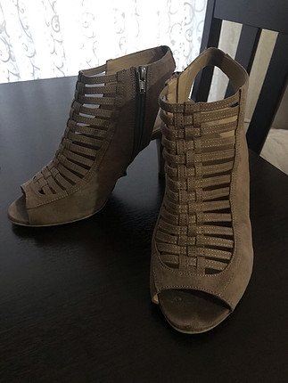 Deichmann Kısa Topuklu Vizon Ayakkabı