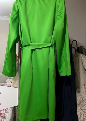 Giyilmedi sıfır  Yeşil Kadın Trençkot garni orjinal ürünü - Görsel 4