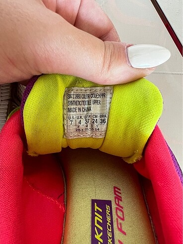 37 Beden Skechers ayakkabı