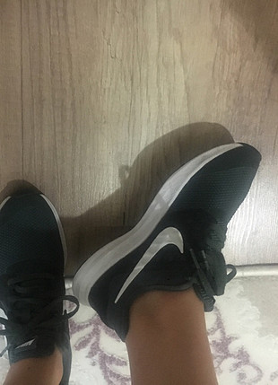 38 Beden yeşil Renk Nike ayakkabı