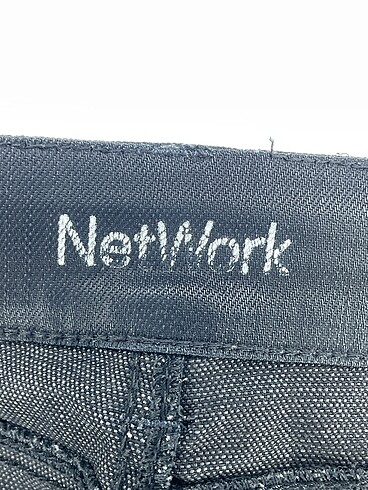 28 Beden siyah Renk Network Jean / Kot %70 İndirimli.