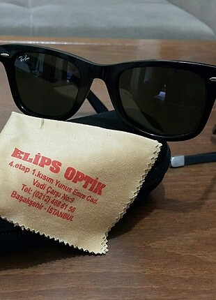 RAY BAN WAYFARER ÇARPICI VE HAVALI