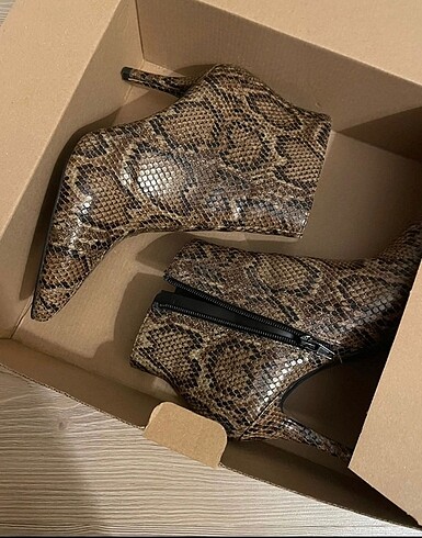 Mango leopar çizme
