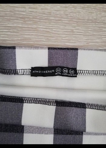 m Beden Beyaz Siyah Kareli Triko Mini Etek