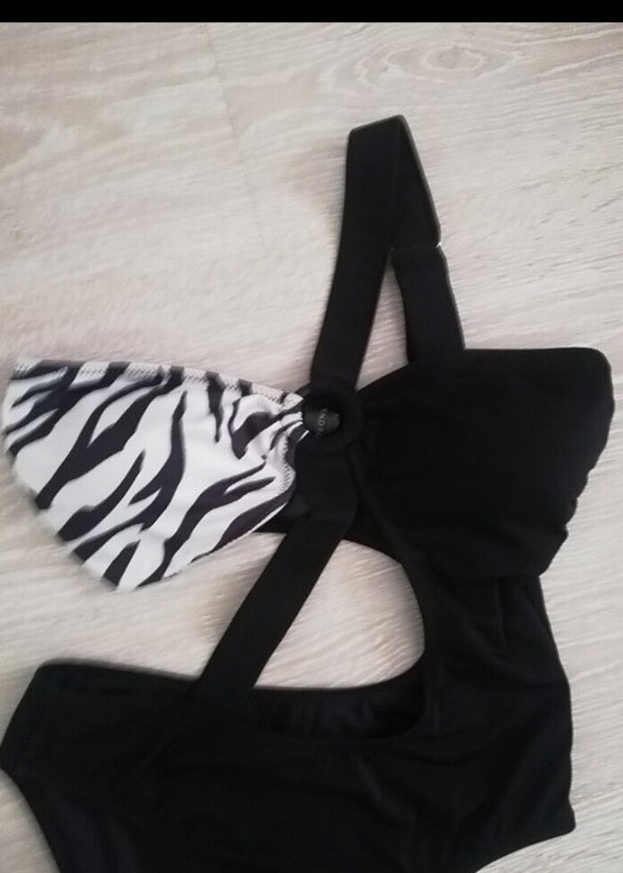 Mayokini yeni sadece bir defa giyinnilmiştir - Görsel 2