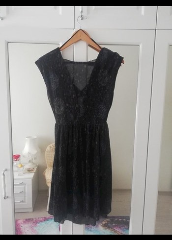 Siyah V Yaka Midi Drapeli Elbise - Görsel 4