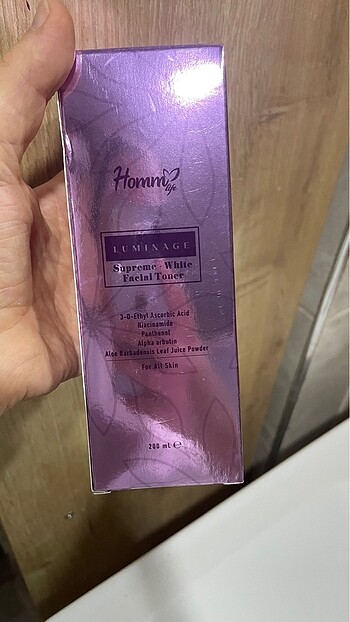  Beden Hommbitkisel leke karşıtı aydınlatıcı tonik luminage