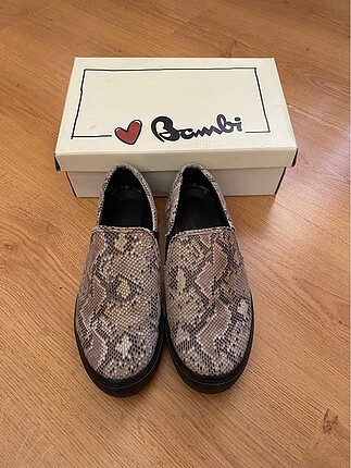 Bambi vans modeli