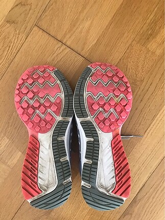 40 Beden Nike Koşu Ayakkabısı