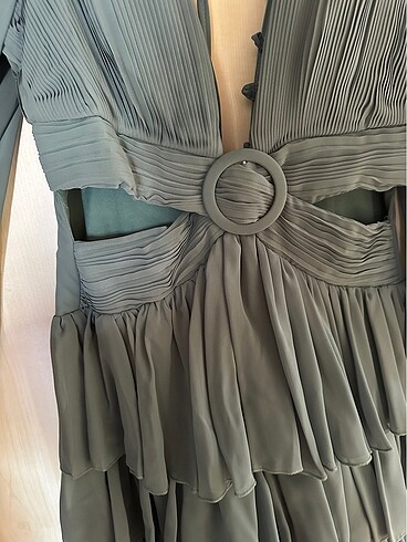 Dekolteli Kısa Abiye - Görsel 2