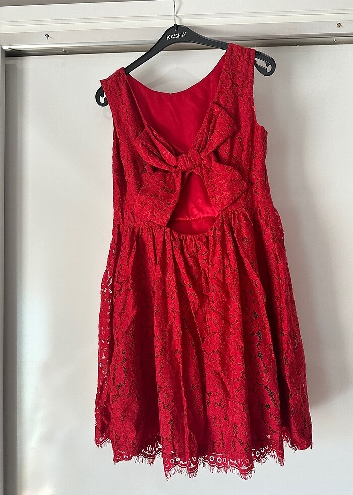 Sırt Dekolteli Güpür Elbise - Görsel 2