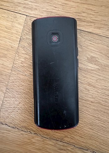 Kırmızı Samsung Bozuk Cep Telefonu - Görsel 2