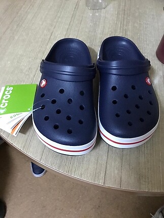 Lacivert crocs terlik