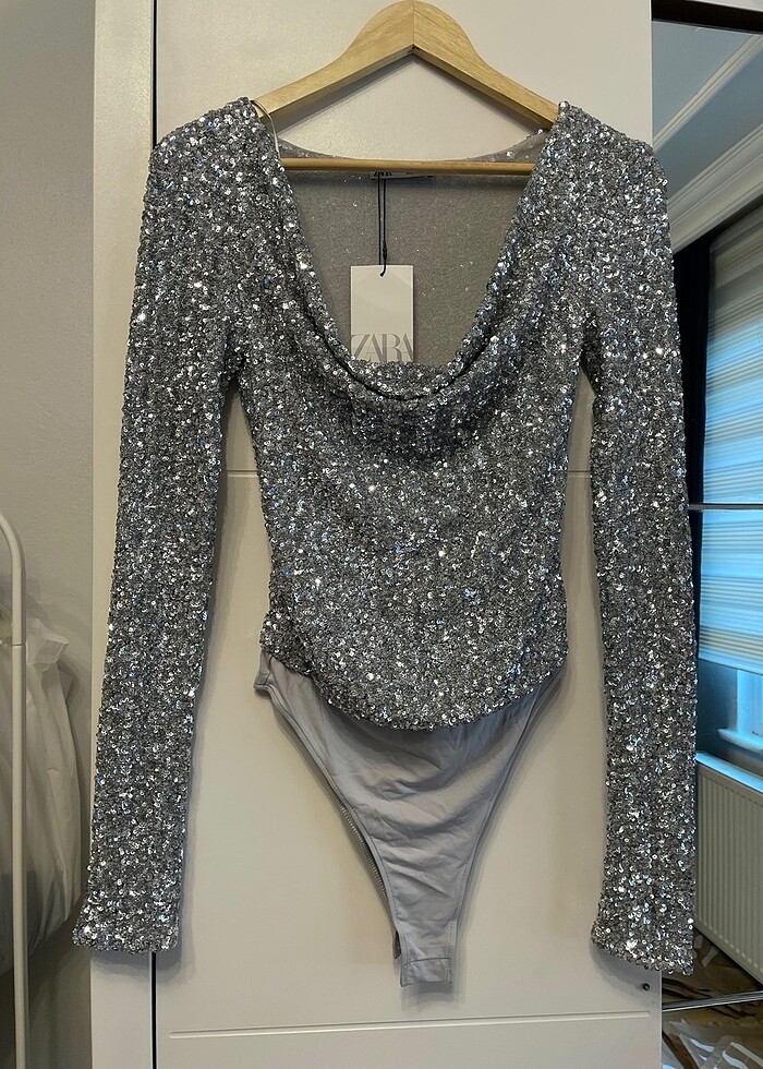 Payetli bodysuit - Görsel 3