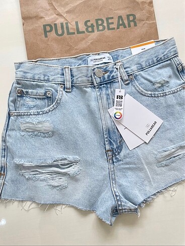 Pull and Bear Jean şort