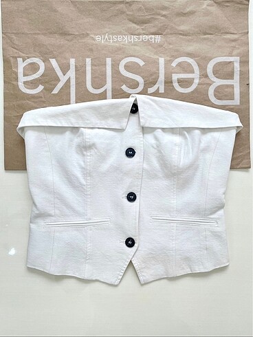 Bershka Straplez top