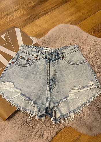 Zara Jean şort