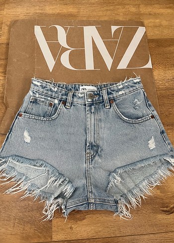 Zara Jean şort
