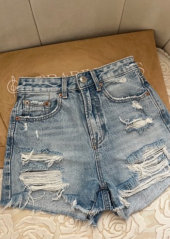 Stradivarius Jean şort