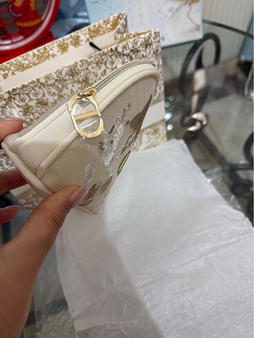 Dior dior makyaj çantası