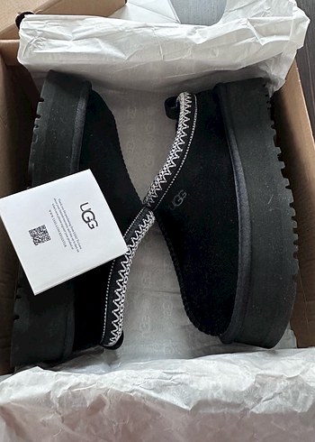 UGG Siyah Platform Topuklu Kadın Terlik