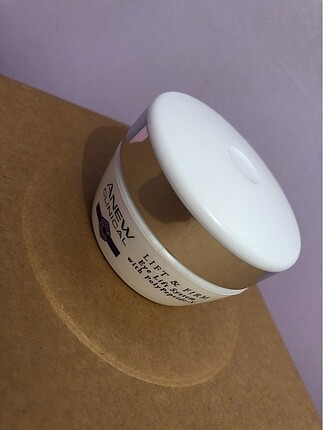 Avon Avon göz çevresi kremi