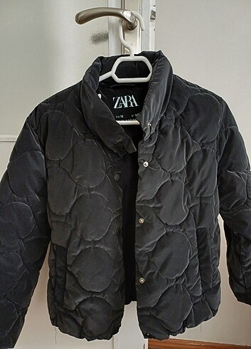 Zara sisme mont