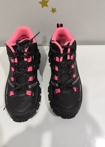 Pembe Siyah Bağcıklı Kız Botları