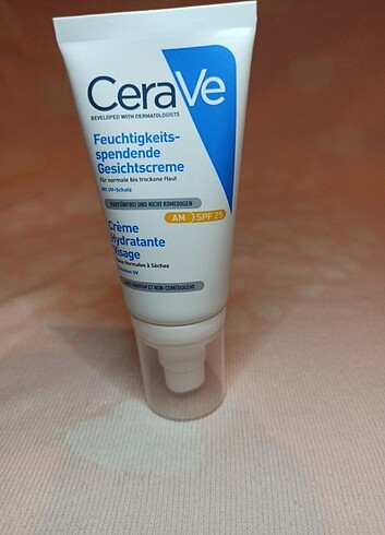 CeraVe yüz kremi