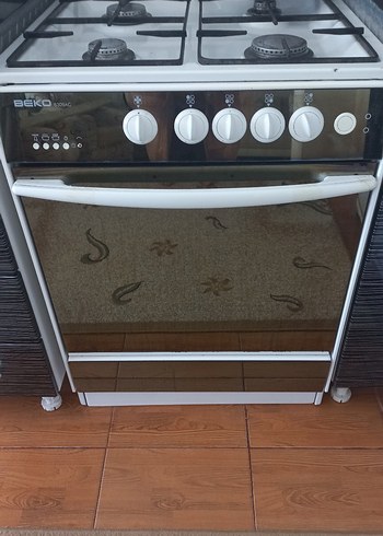 Beyaz ve Gri 4 Gözlü Gazlı Ocak - Görsel 4