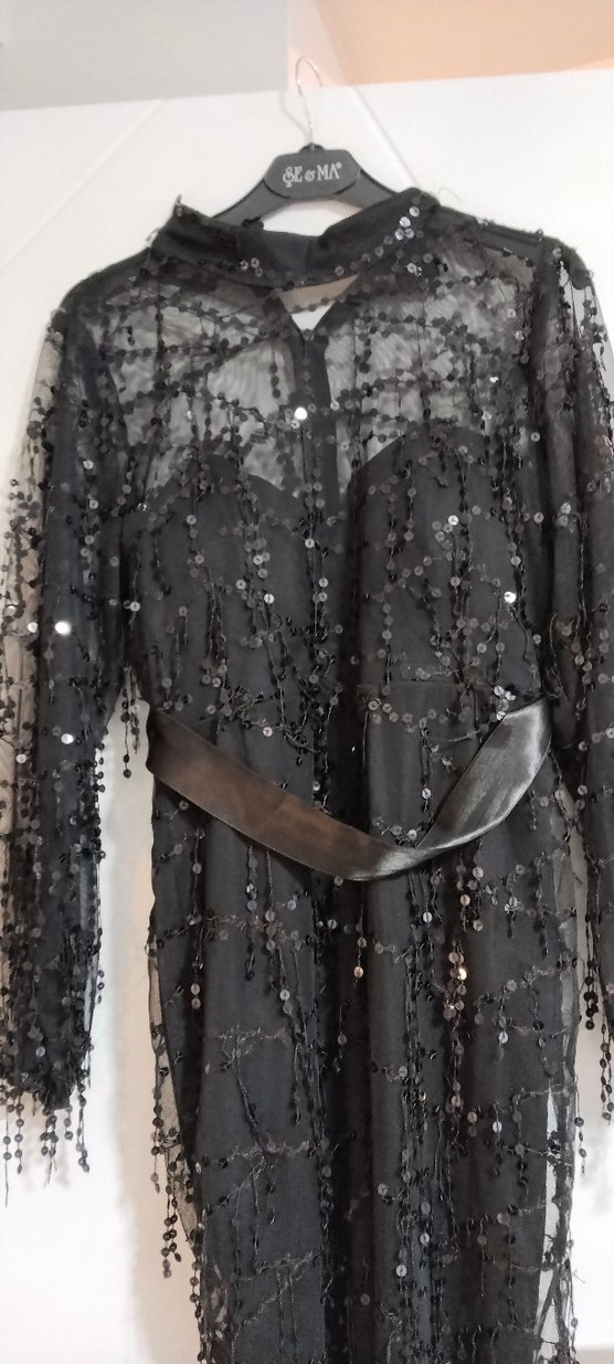 Siyah İşlemeli Uzun Gotik Abiye Elbise - Görsel 2