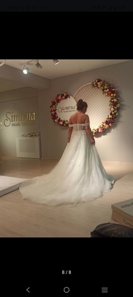 Beyaz Uzun Straplez A-Line Gelinlik - Görsel 2