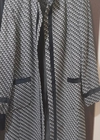 Kadın Gri Yılan Desenli Düğmeli Ceket - Görsel 3