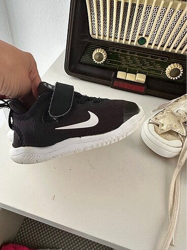 25 Beden siyah Renk Nike orijinal