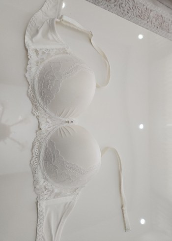 İşlemeli Beyaz pierre cardin - Görsel 3