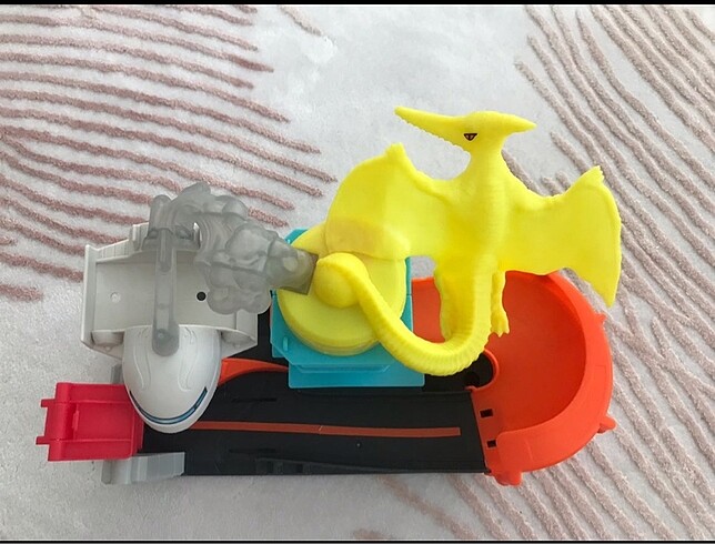  Hot wheels oyuncak