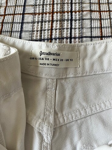l Beden Stradivarius beyaz pantolon