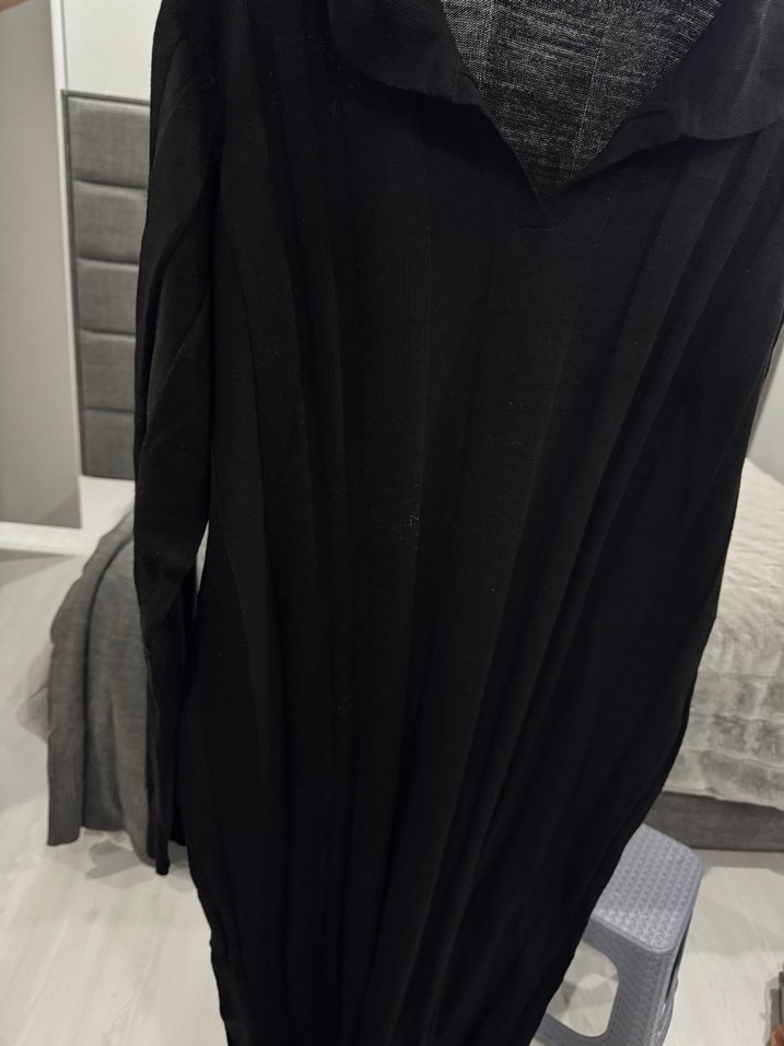 Siyah V Yaka Uzun Kollu triko elbise - Görsel 2